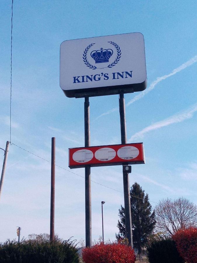 King's 3* Reading